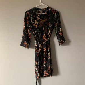 Multi-color floral 3/4 sleeve dress